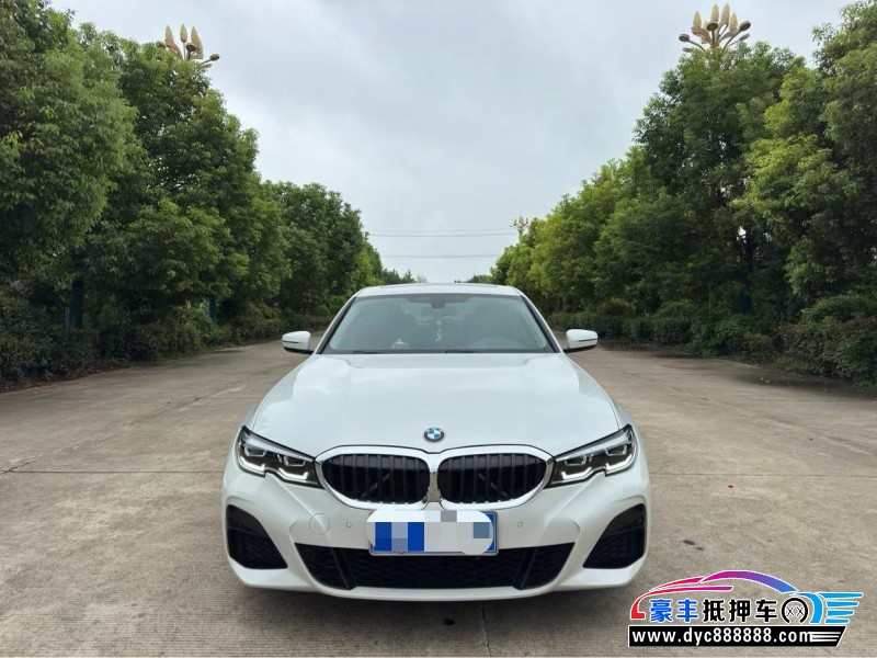 21年宝马3系轿车抵押车出售