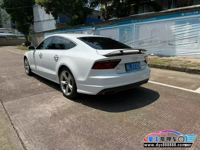 16年奥迪A7轿车抵押车出售