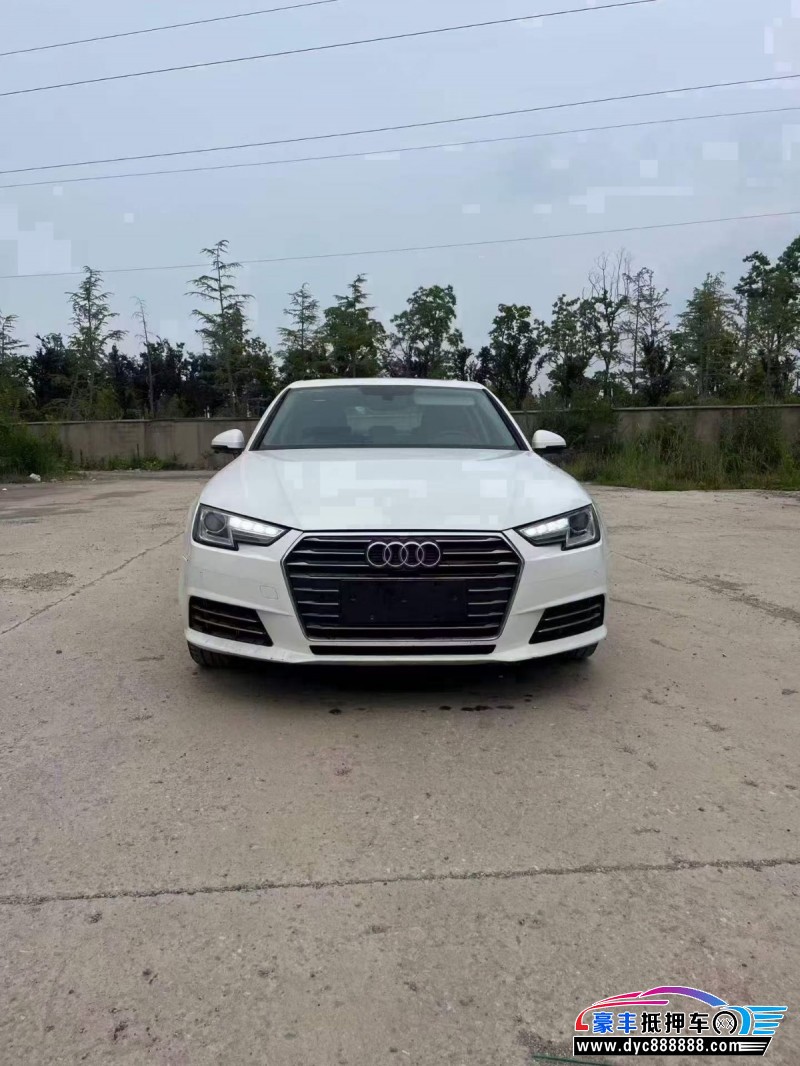 抵押车出售22年奥迪A4L轿车