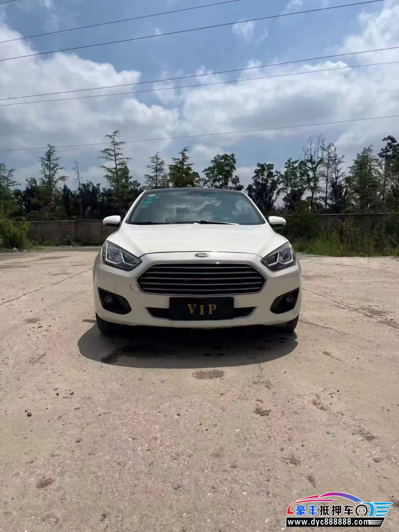 抵押车出售17年福特福睿斯轿车