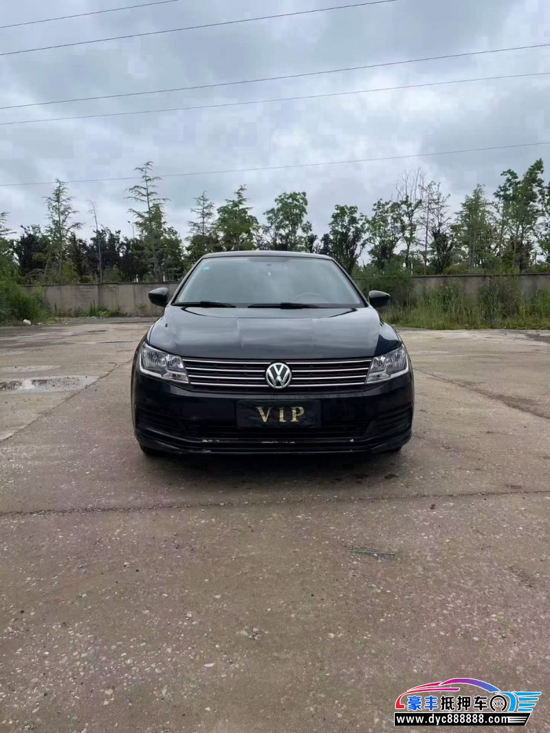 抵押车出售16年大众朗逸轿车