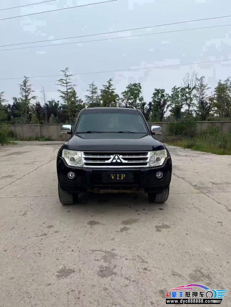 抵押车出售11年三菱帕杰罗SUV