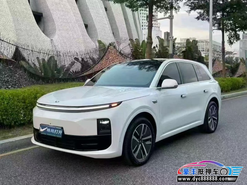 25年理想L6轿车抵押车出售