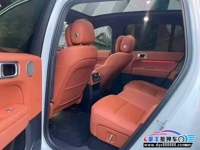 25年理想L6轿车抵押车出售