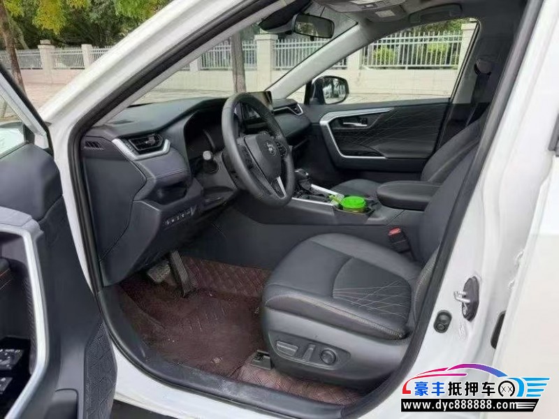25年丰田RAV4轿车抵押车出售