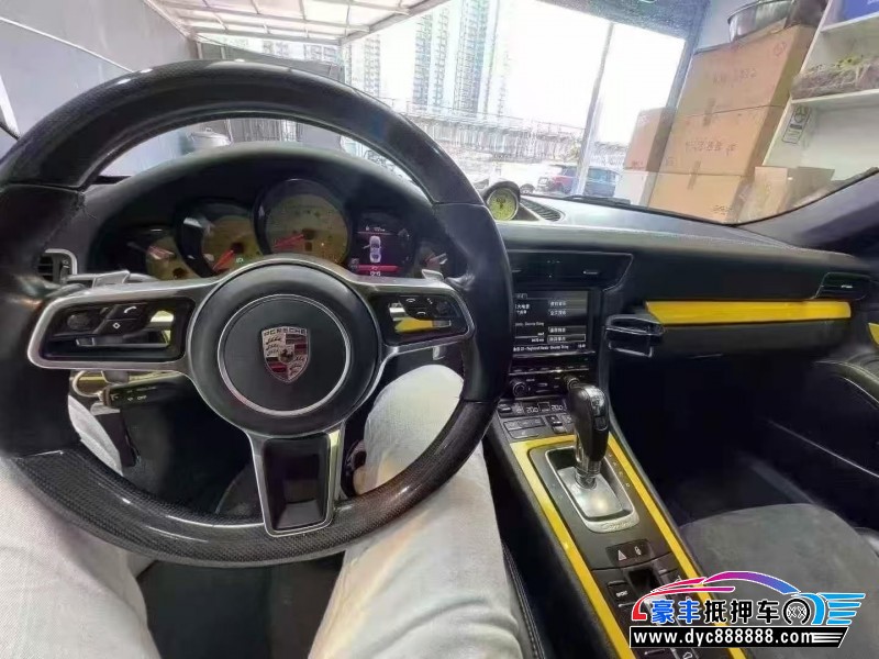 13年保时捷911轿车抵押车出售