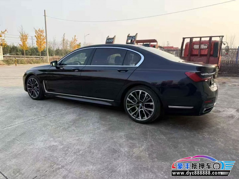20年宝马7系轿车抵押车出售