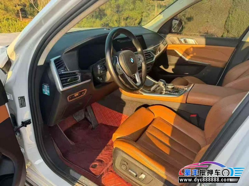 20年宝马X7轿车抵押车出售