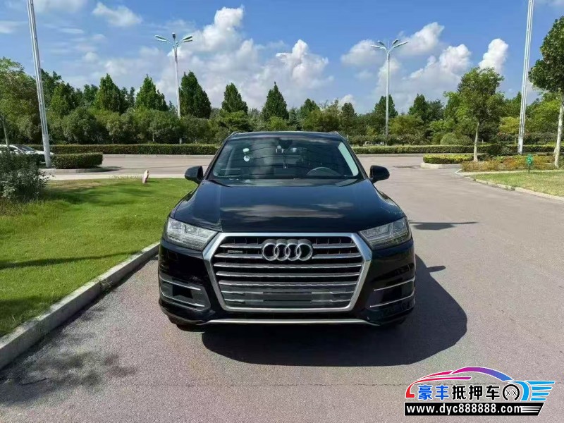 16年奥迪Q7轿车抵押车出售