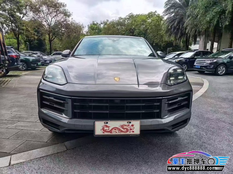 抵押车出售25年保时捷卡宴轿车