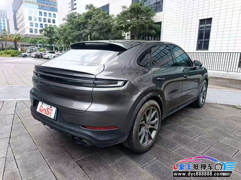 25年保时捷卡宴轿车抵押车出售