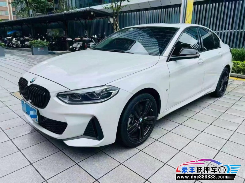 23年宝马1系轿车抵押车出售