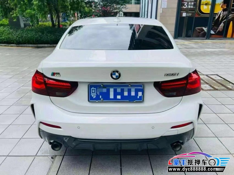 23年宝马1系轿车抵押车出售
