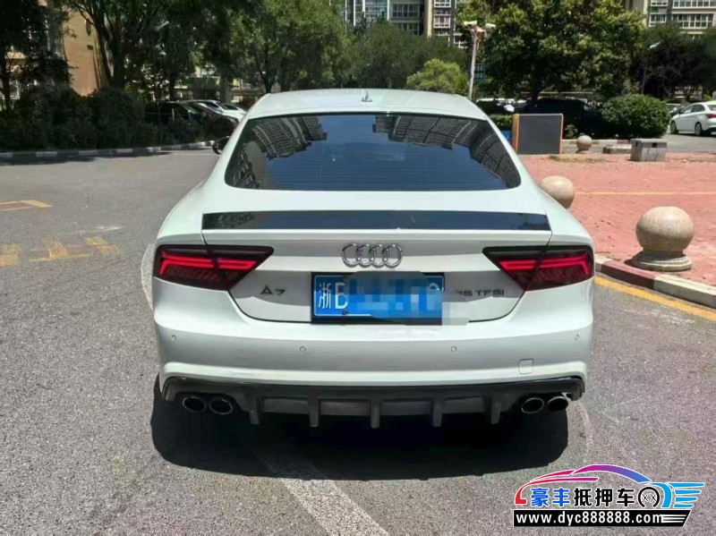 18年奥迪A7轿车抵押车出售