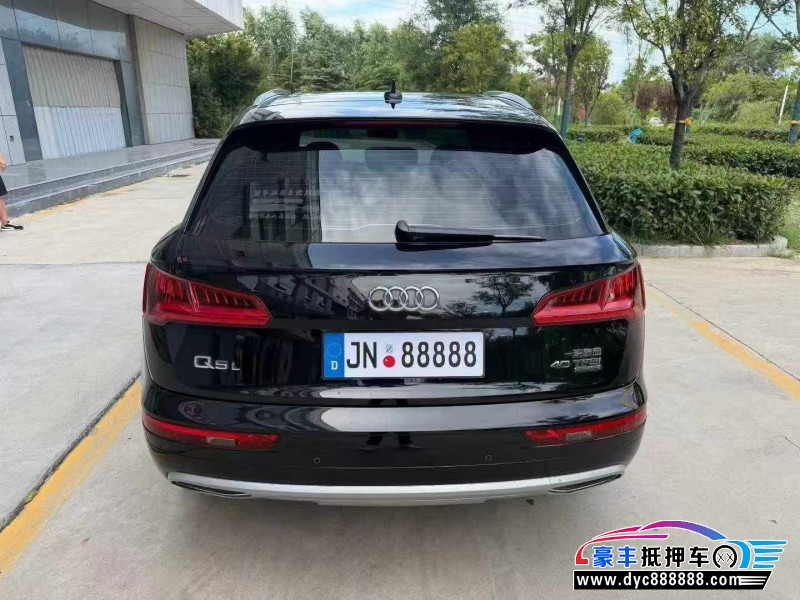 20年奥迪Q5轿车抵押车出售