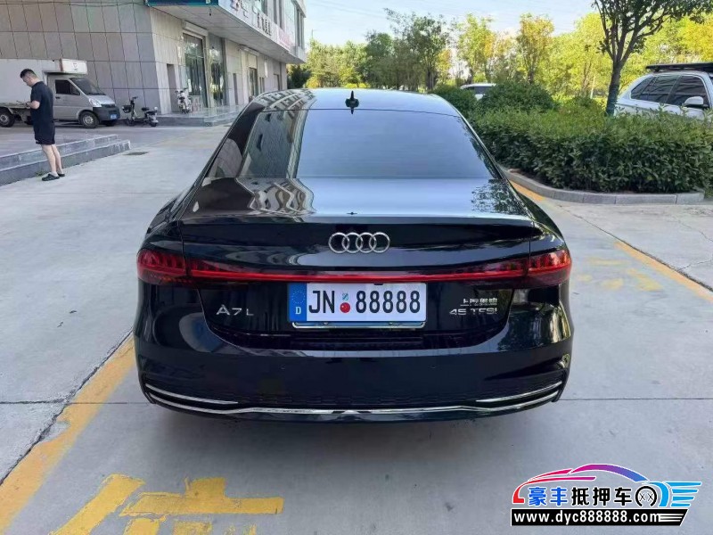 25年奥迪A7轿车抵押车出售