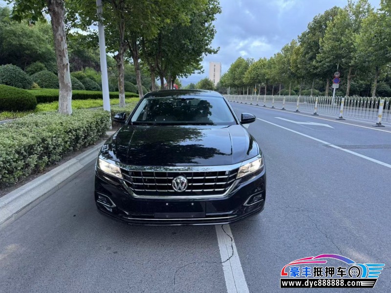 抵押车出售20年大众帕萨特轿车