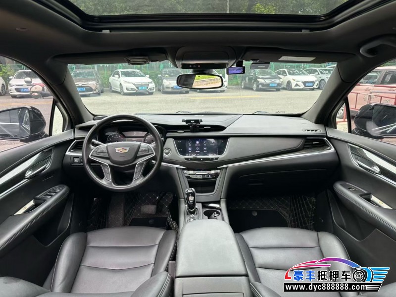 21年凯迪拉克XT5轿车抵押车出售
