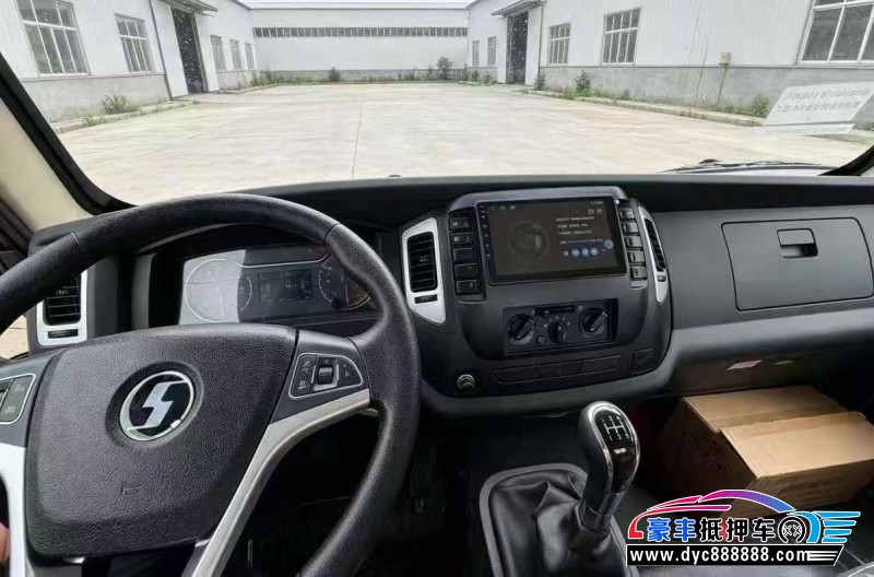 26年陕汽通家德龙轿车抵押车出售