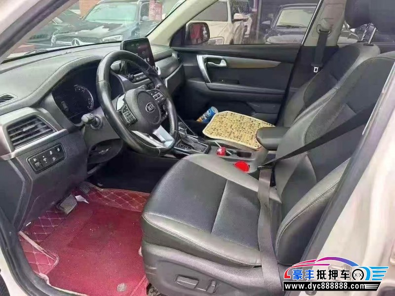 20年起亚智跑轿车抵押车出售
