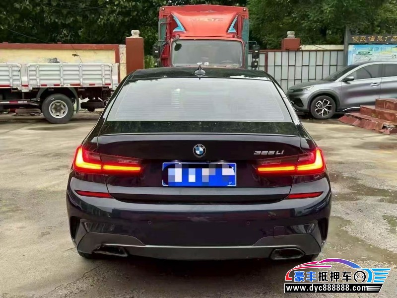 20年宝马3系轿车抵押车出售