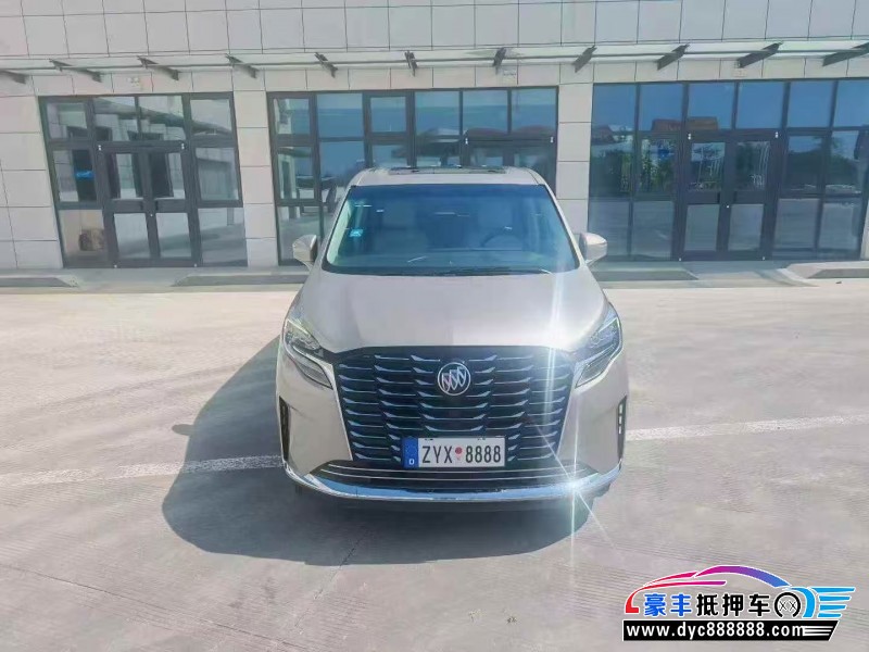 抵押车出售23年别克GL8轿车