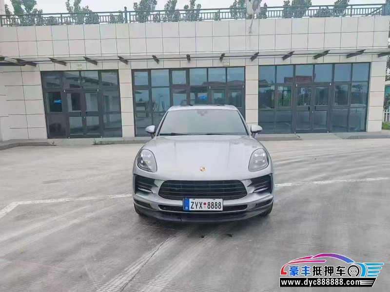 抵押车出售19年保时捷Macan迈凯轿车