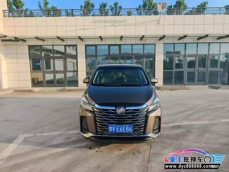 抵押车出售22年别克GL8轿车
