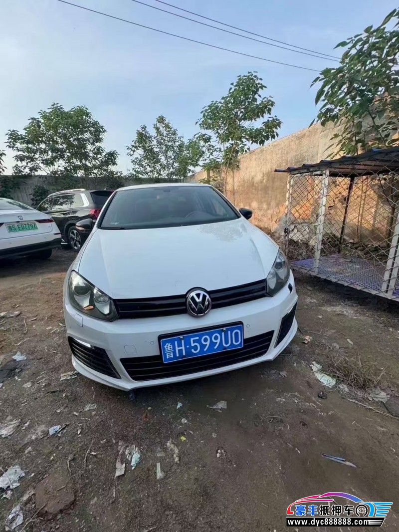 抵押车出售12年大众高尔夫轿车
