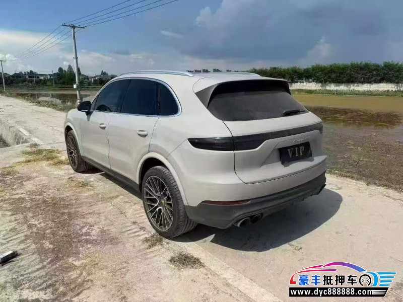 20年保时捷卡宴轿车抵押车出售