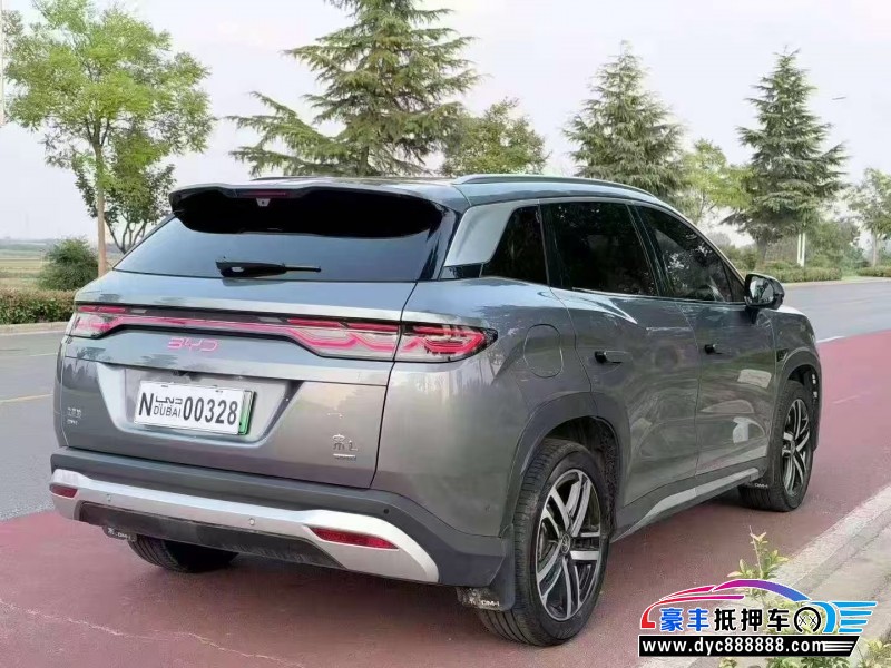 25年比亚迪宋轿车抵押车出售