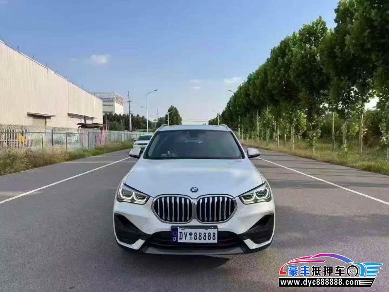 抵押车出售23年宝马X1轿车