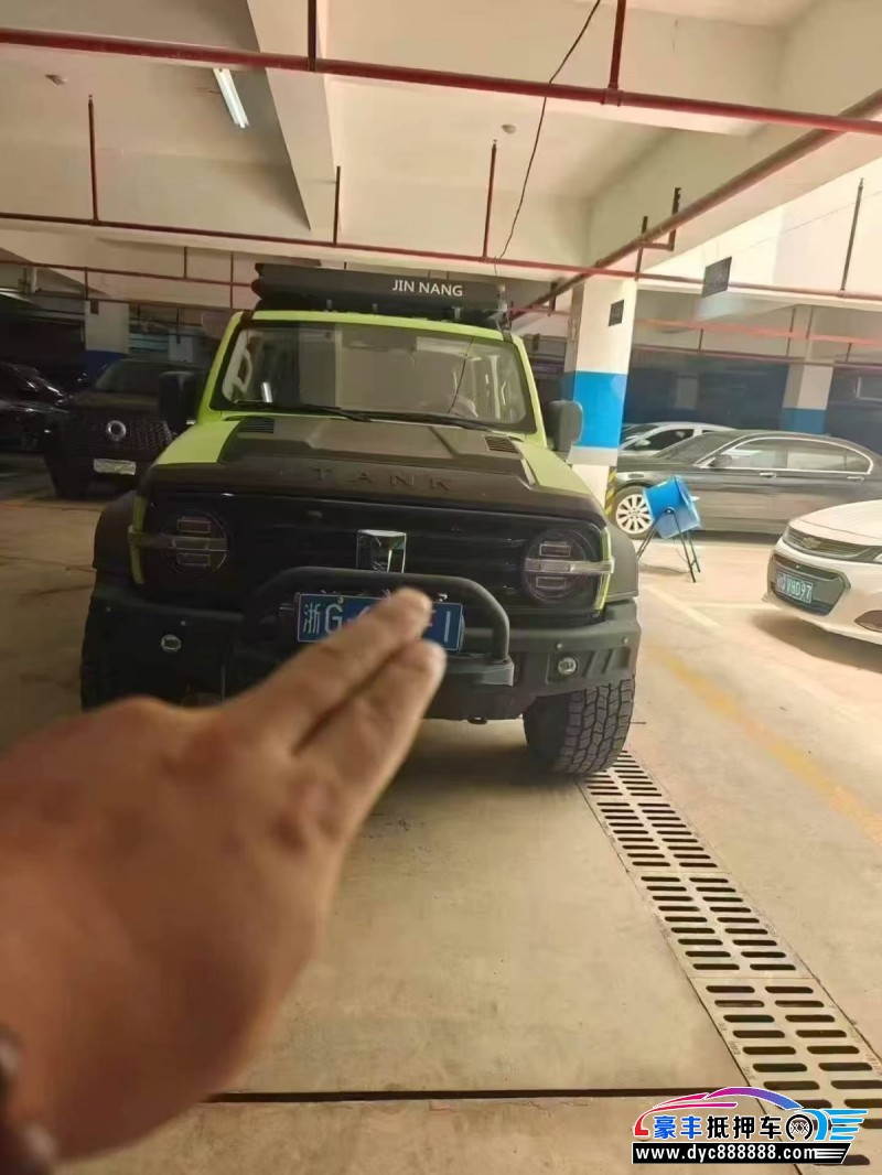 抵押车出售21年WEY坦克300轿车