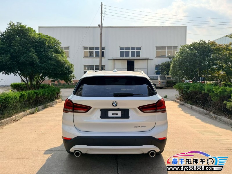 22年宝马X1轿车抵押车出售