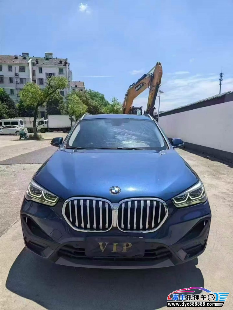 抵押车出售22年宝马X1轿车