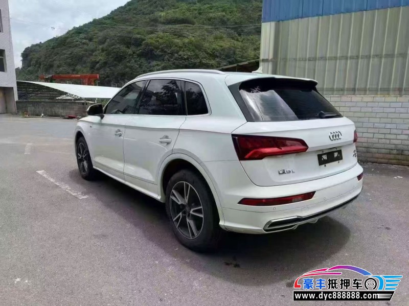 19年奥迪Q5SUV抵押车出售