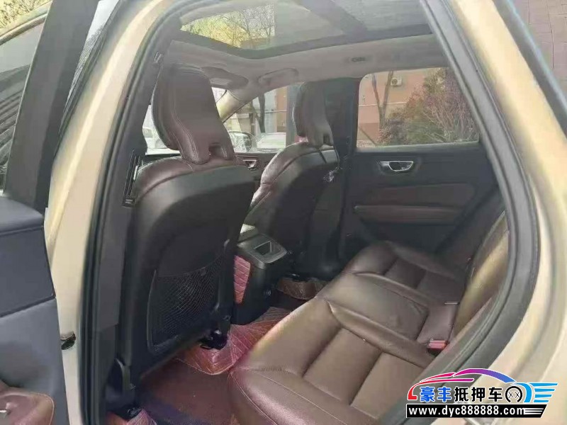 20年沃尔沃XC60轿车抵押车出售