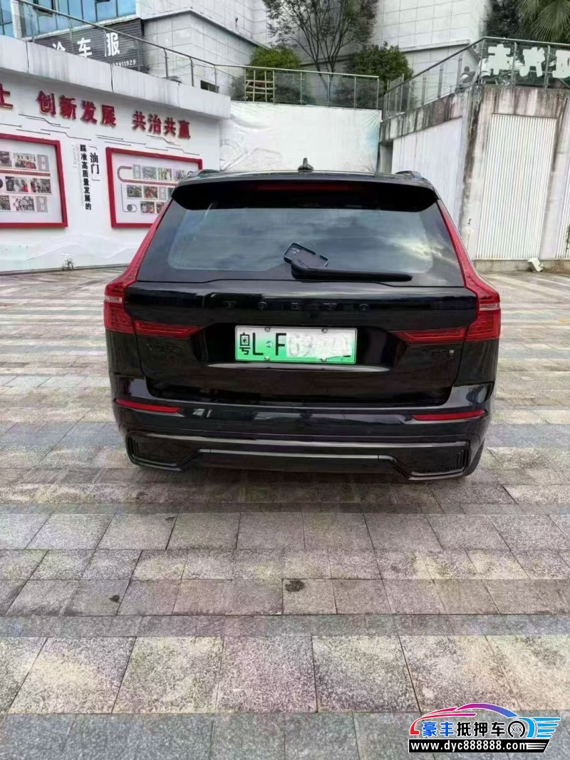 25年沃尔沃XC60轿车抵押车出售