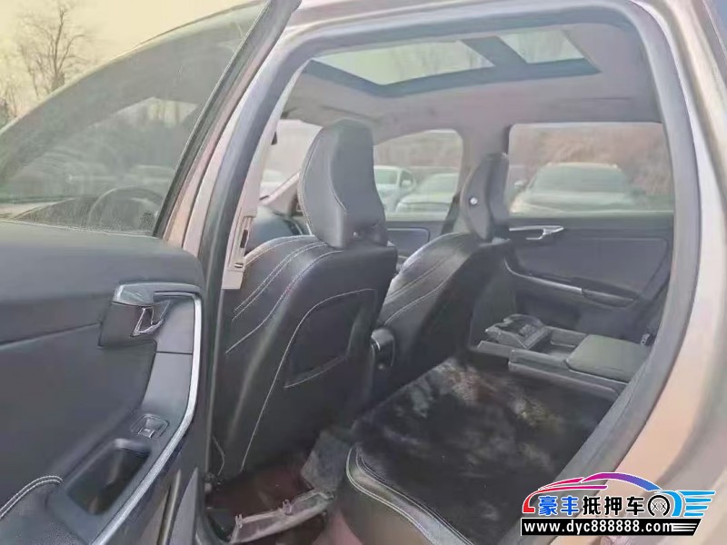16年沃尔沃XC60轿车抵押车出售