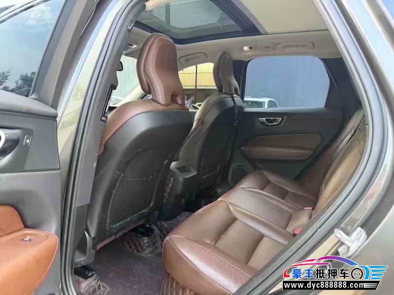 19年沃尔沃XC60轿车抵押车出售