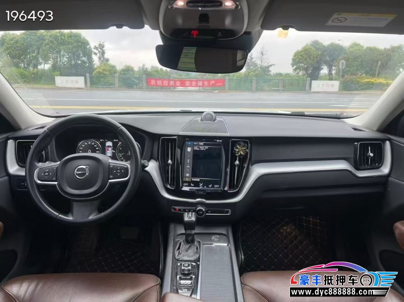 19年沃尔沃XC60轿车抵押车出售