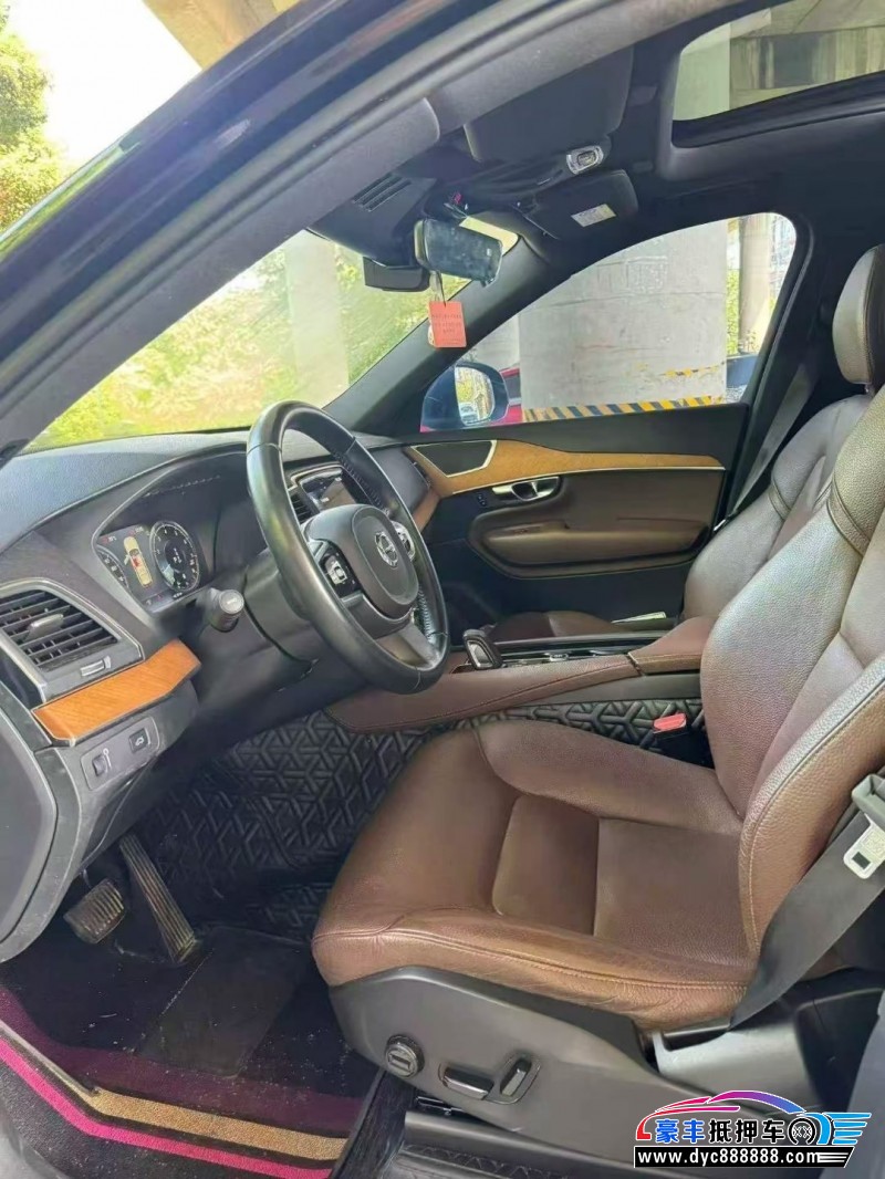 20年沃尔沃XC90轿车抵押车出售