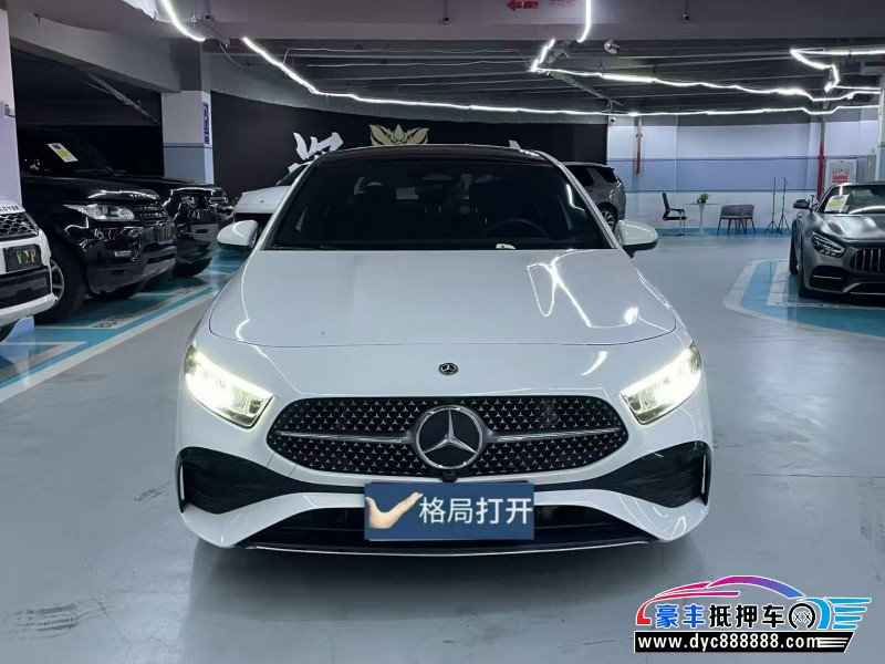 24年奔驰A轿车抵押车出售