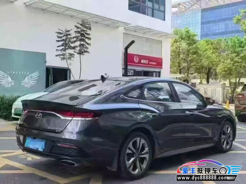 20年现代菲斯塔轿车抵押车出售