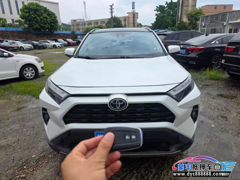 24年丰田RAV4轿车抵押车出售