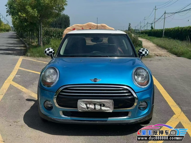 抵押车出售16年宝马MINI轿车