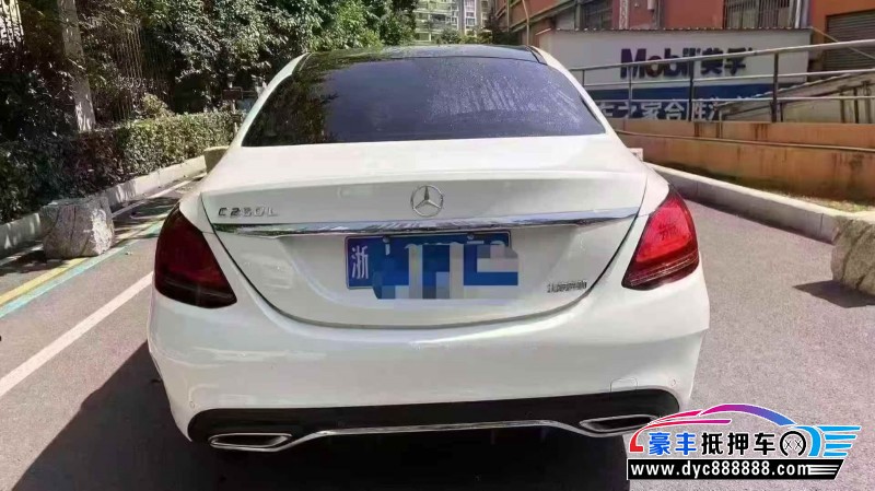20年奔驰C轿车抵押车出售