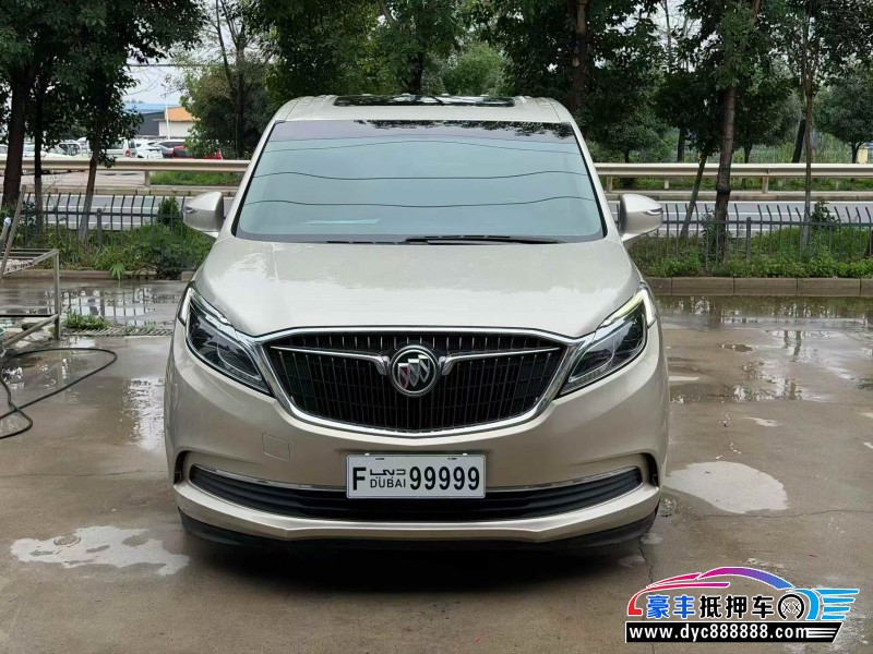 抵押车出售19年别克GL8轿车