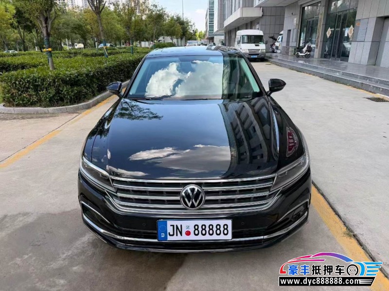 抵押车出售21年大众辉昂轿车