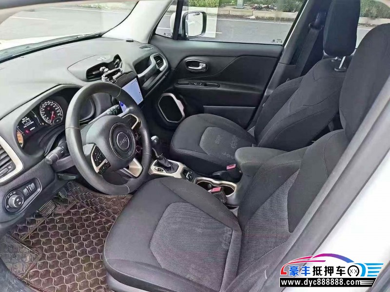 18年Jeep自由侠SUV抵押车出售